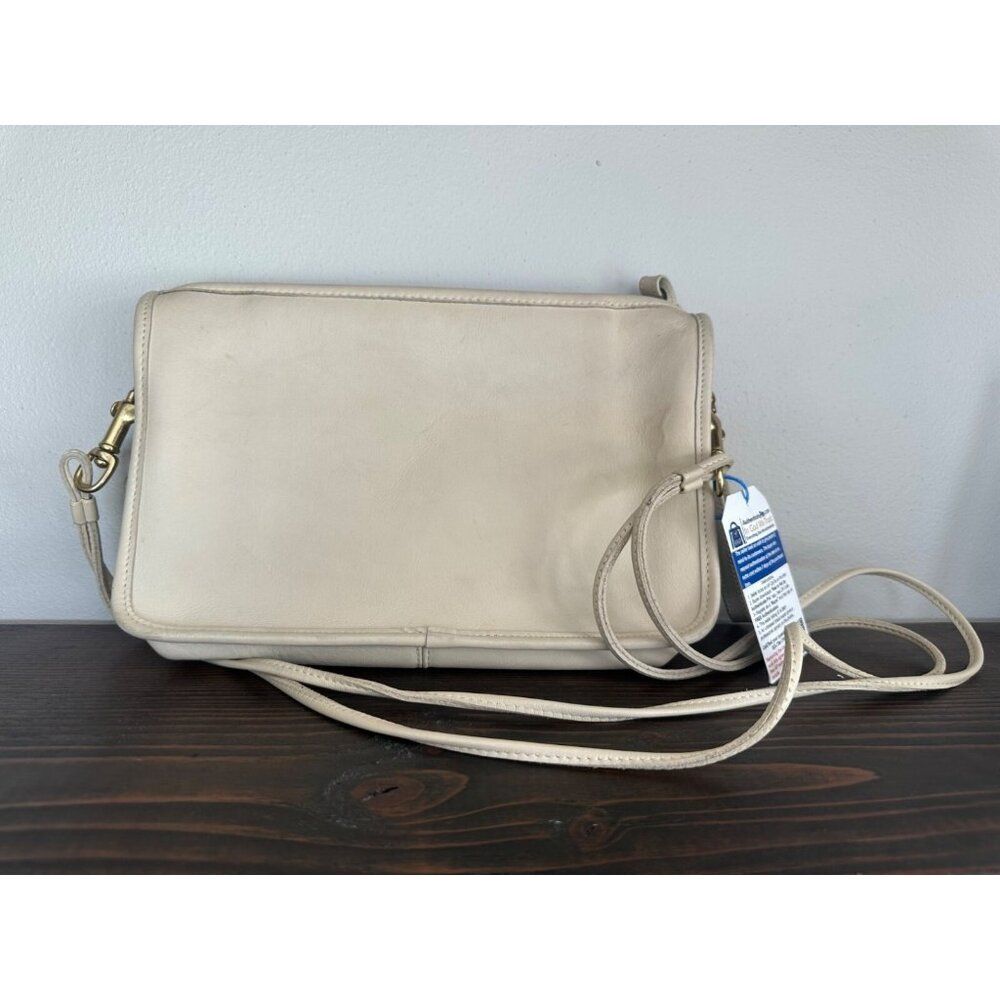 Coach Vintage 70s Bone Zippered Clutch Leather Shoulder Bag